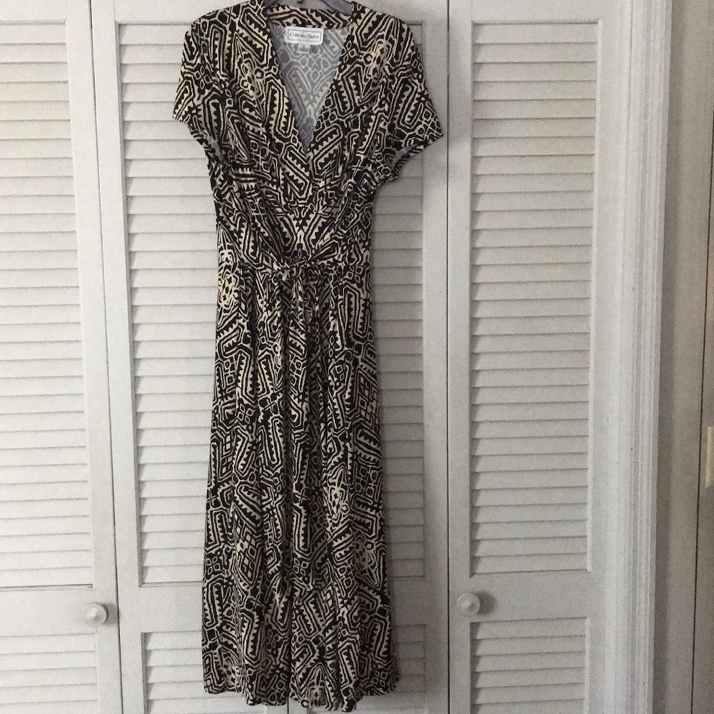 Chelsea Suite Dress Size 8